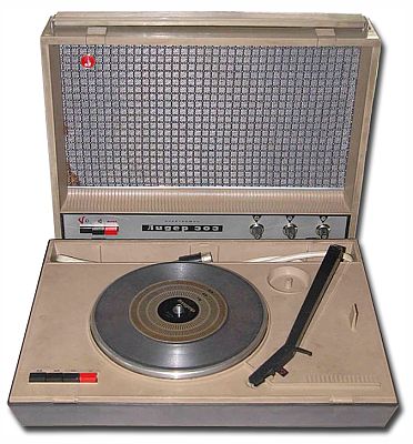 Электрофон ''Лидер-303''